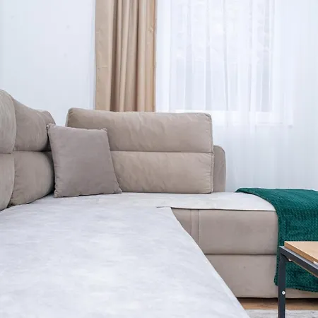 Apartment Aparments *