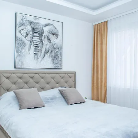 Aparments Apartment *