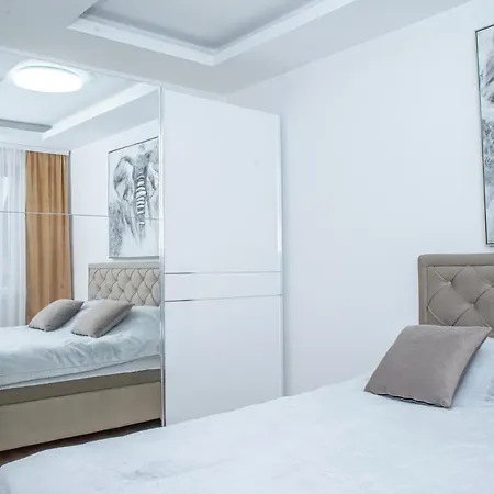 Apartment Aparments